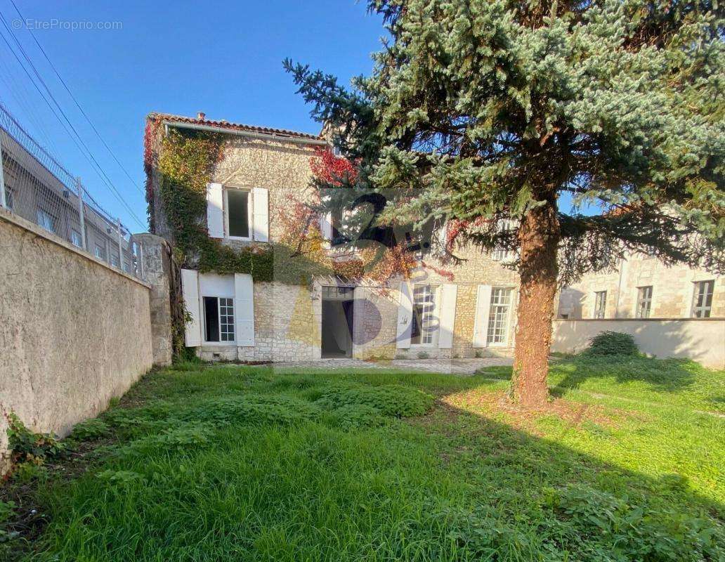 Maison à ANGOULEME