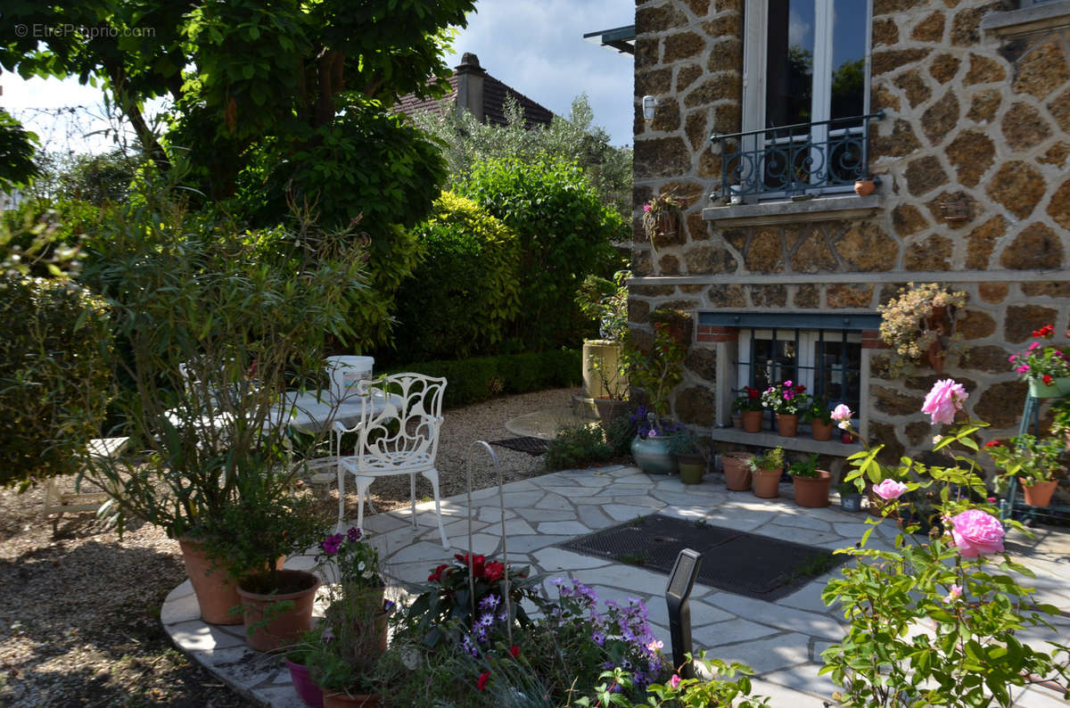 Maison à CHAMPIGNY-SUR-MARNE