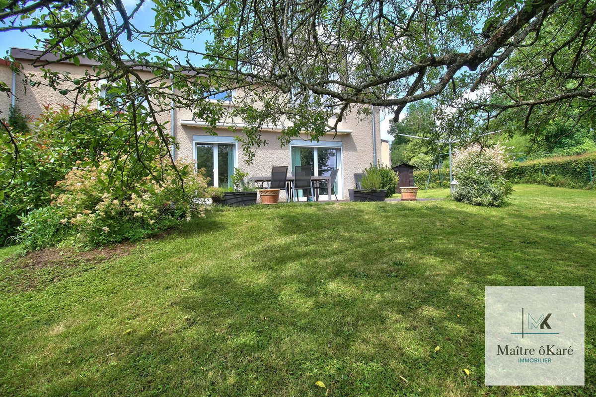 Maison à LAY-SAINT-CHRISTOPHE