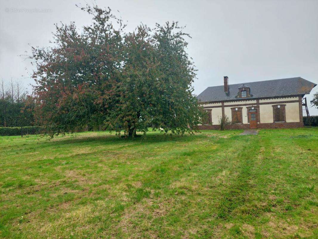 Maison à SEBECOURT