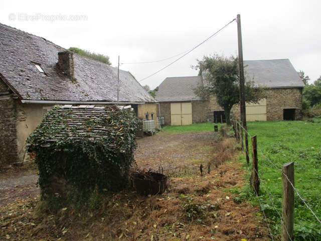 Appartement à COUSSAC-BONNEVAL