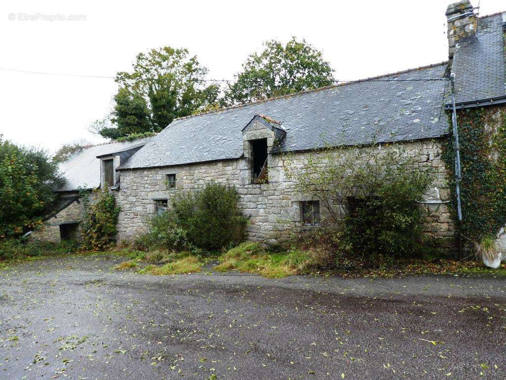 Maison à GUERN