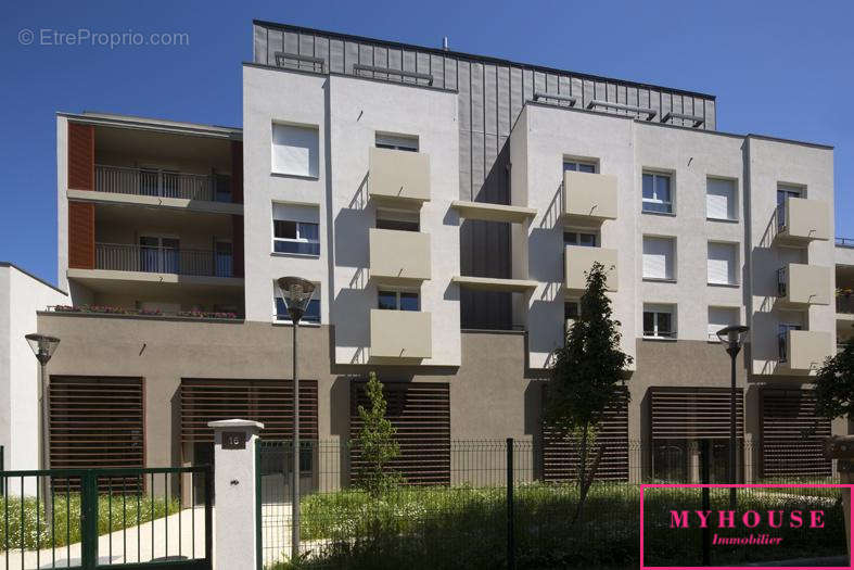 Appartement à BAGNEUX