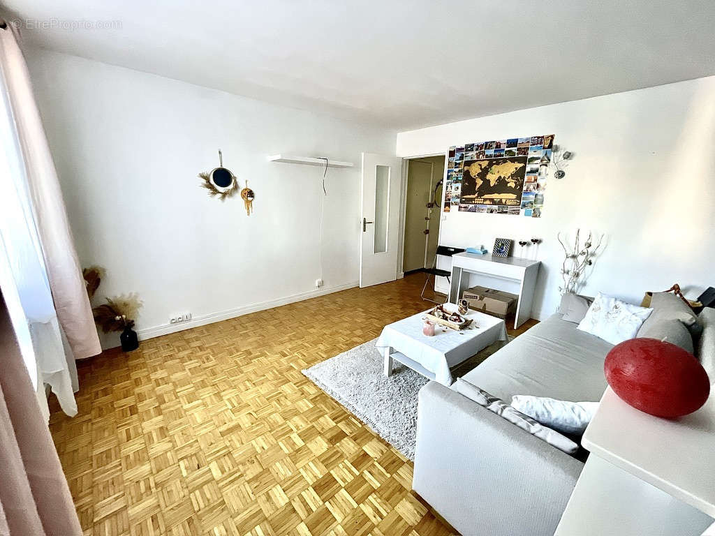 Appartement à LIMEIL-BREVANNES