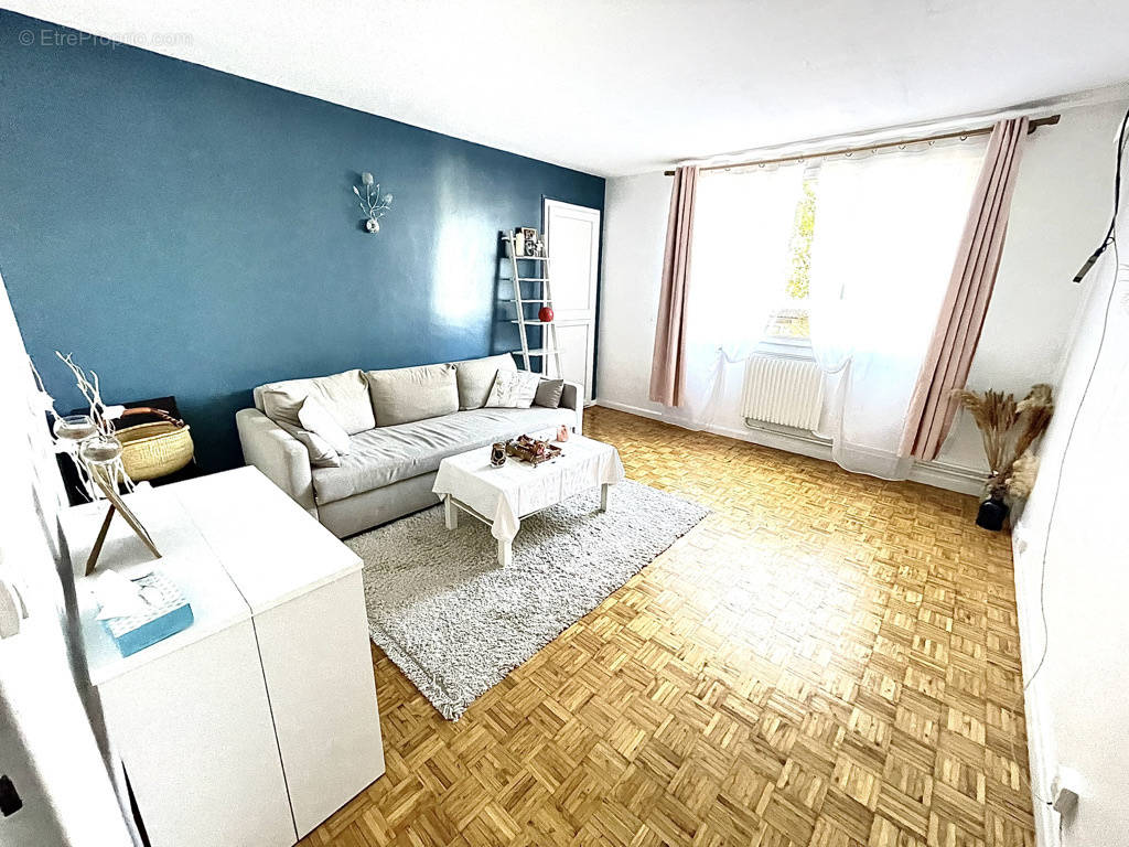 Appartement à LIMEIL-BREVANNES