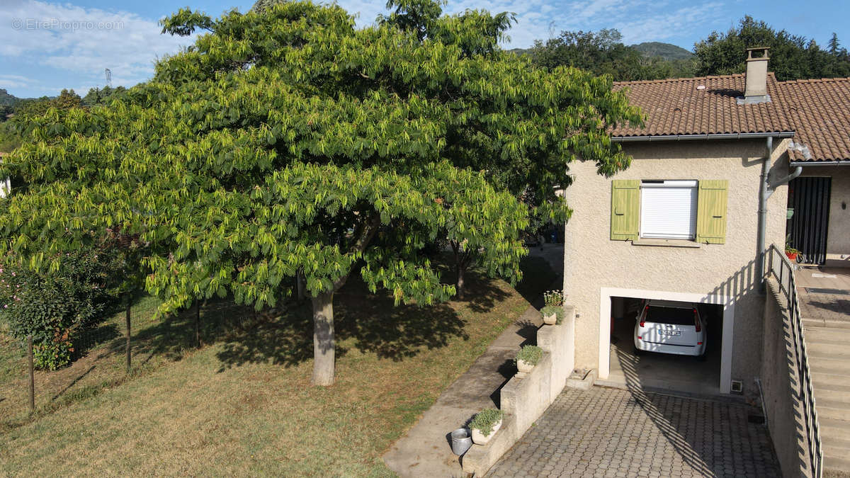 Maison à SAINT-PERAY