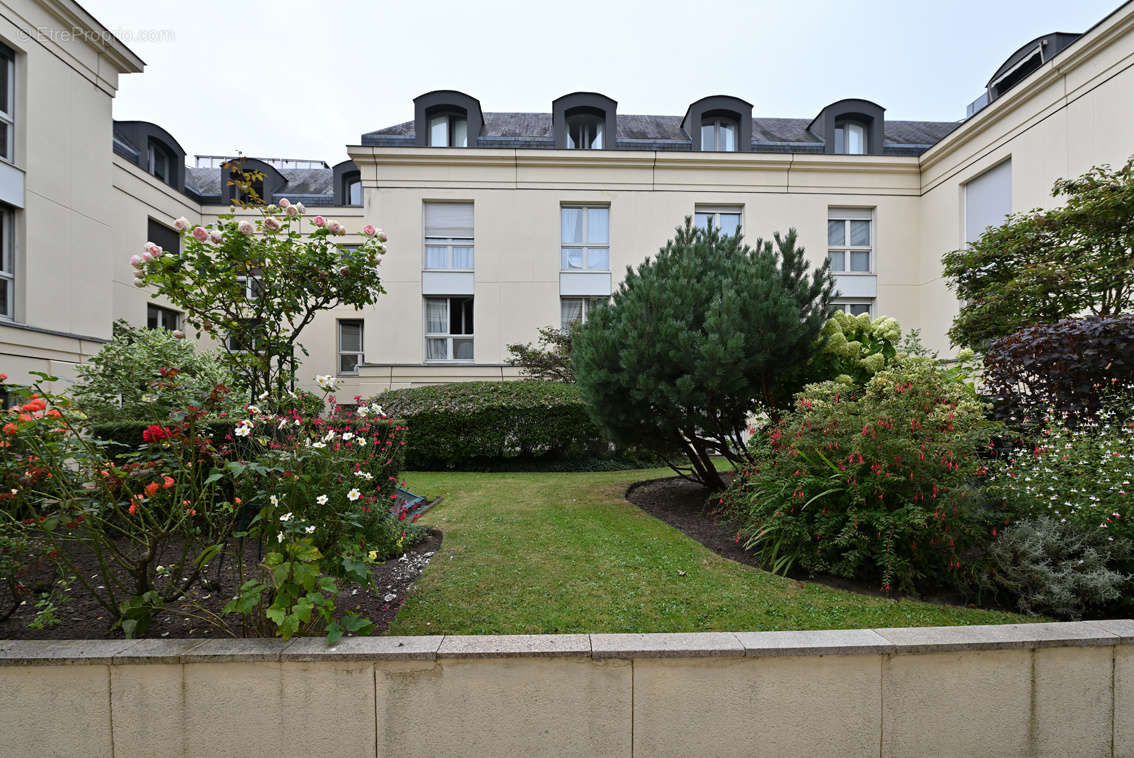 Appartement à VERSAILLES