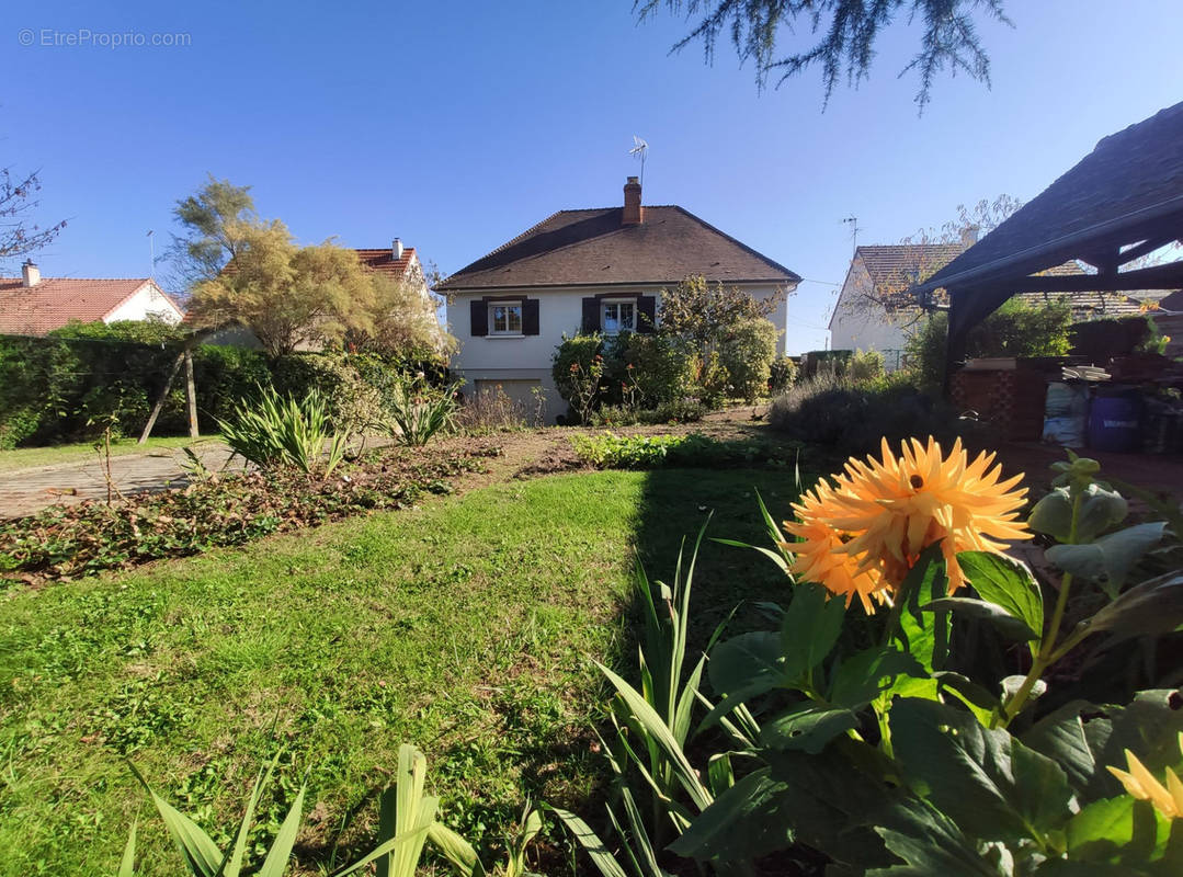 Maison à MEUNG-SUR-LOIRE