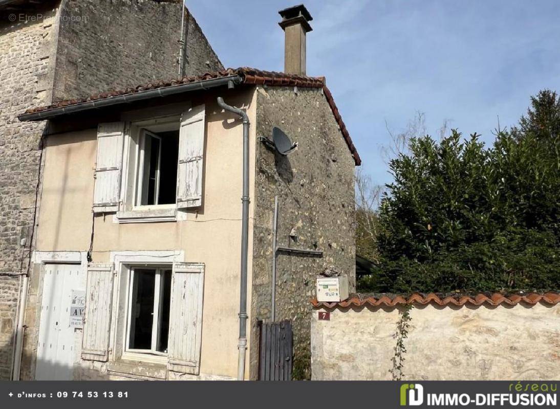 Maison à VERTEUIL-SUR-CHARENTE