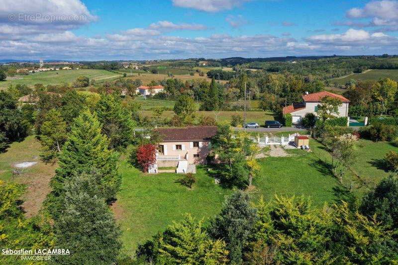 Maison à SENOUILLAC