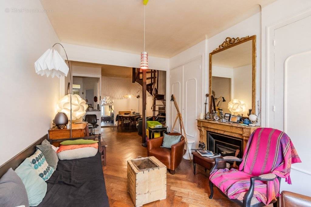 Appartement à LYON-6E