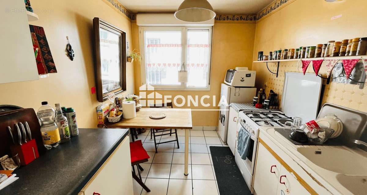 Appartement à LYON-7E