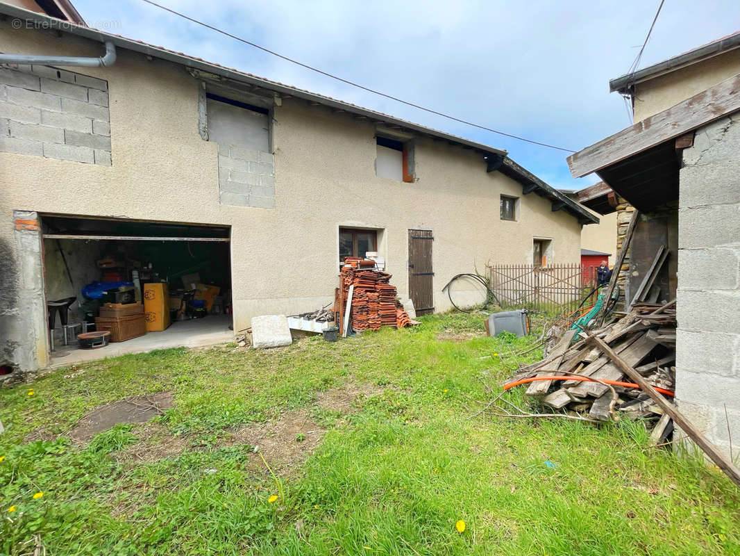 Maison à TERNAY