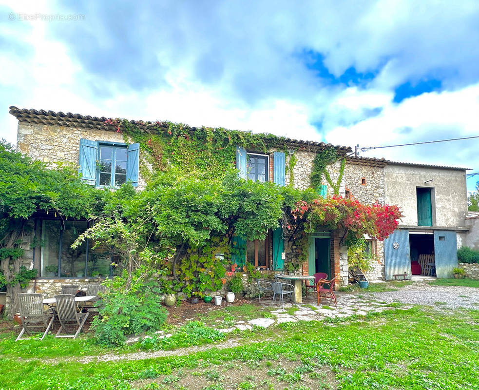 Maison à DURFORT-ET-SAINT-MARTIN-DE-SOSSENAC