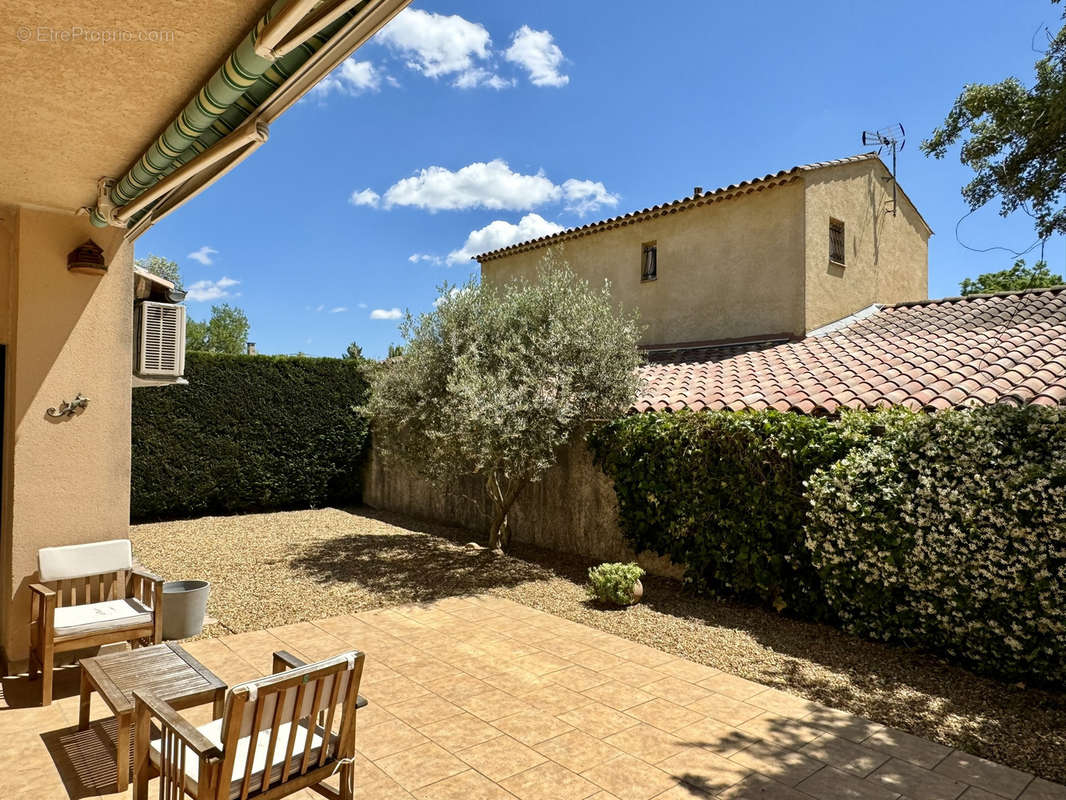 Appartement à L&#039;ISLE-SUR-LA-SORGUE