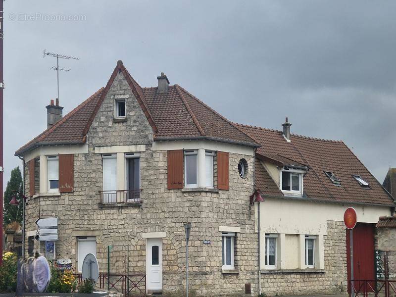 Appartement à LEVIGNEN