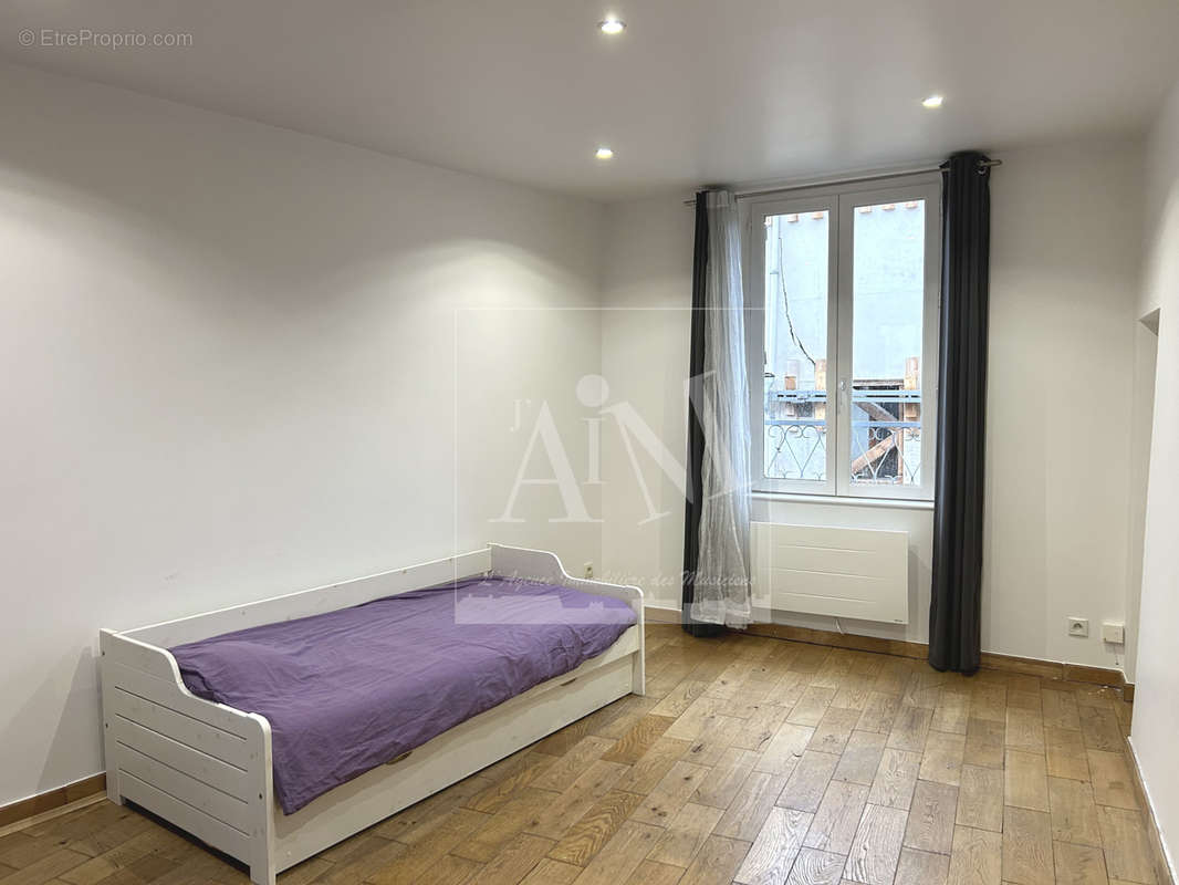 Appartement à NANTERRE