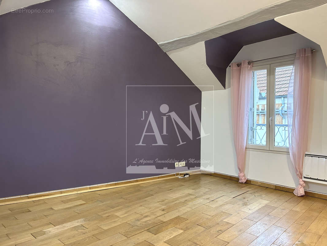 Appartement à NANTERRE