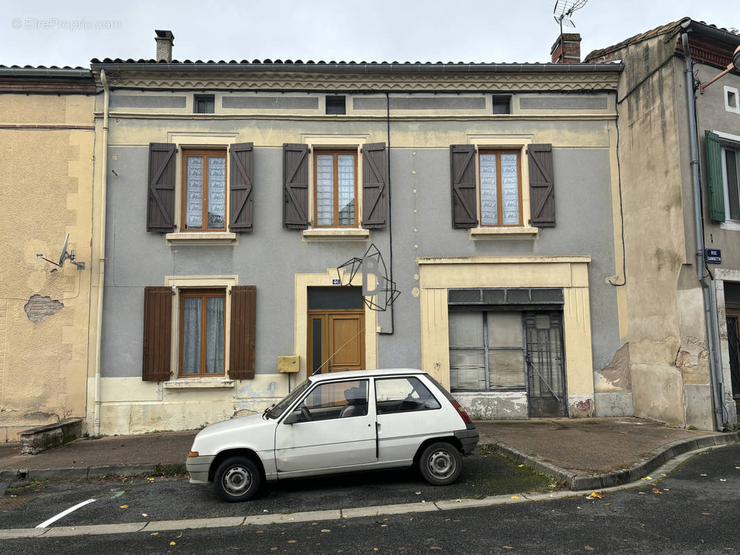 Maison à SAINT-BENOIT-DE-CARMAUX