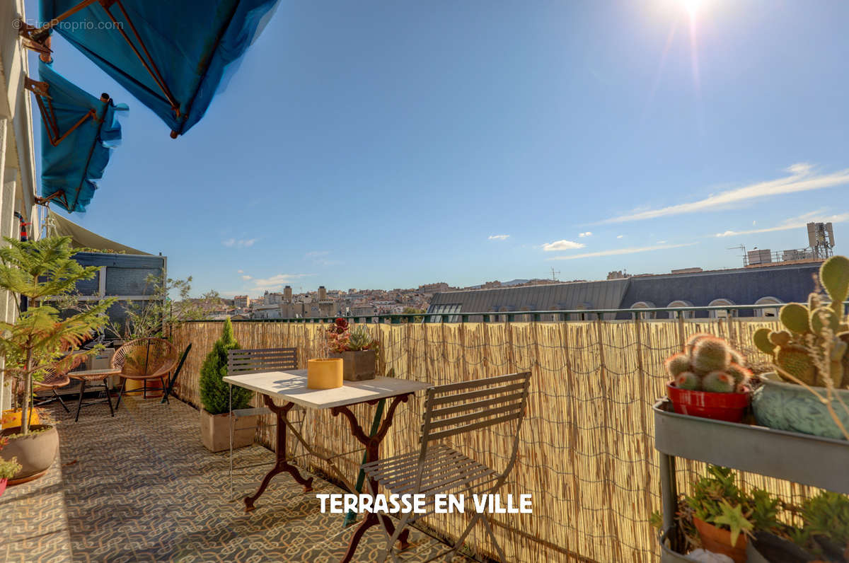 Appartement à MARSEILLE-12E