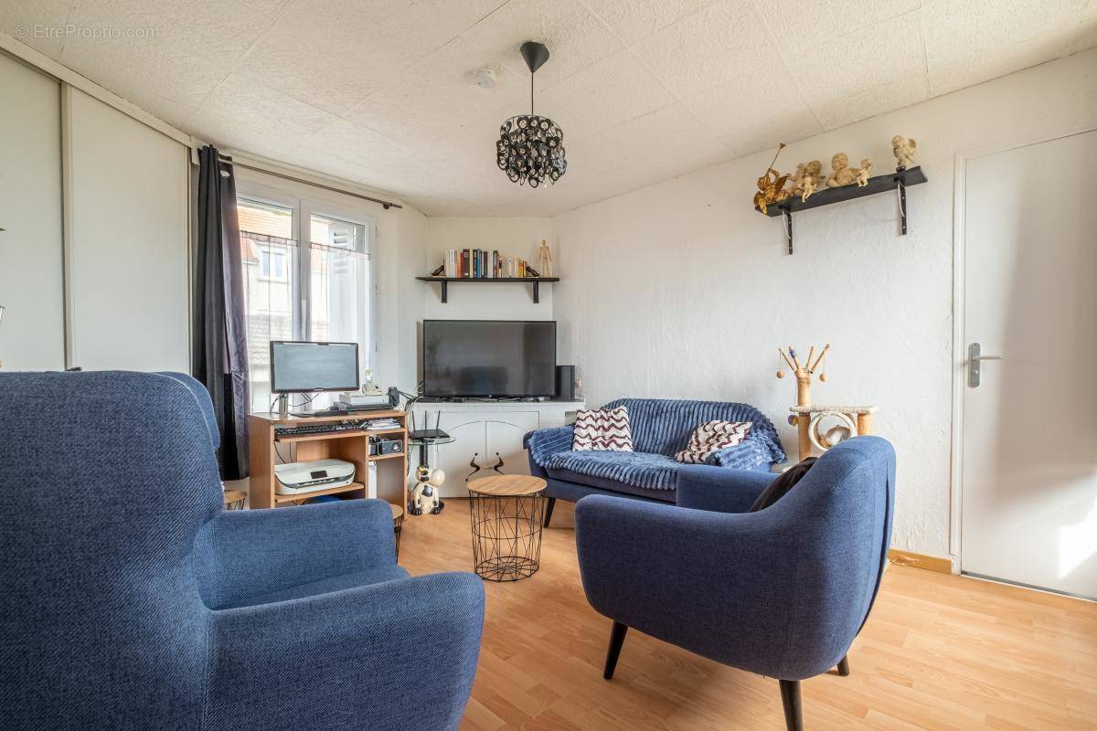 Appartement à CARRIERES-SUR-SEINE