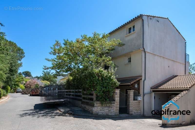 Maison à MARSEILLE-13E