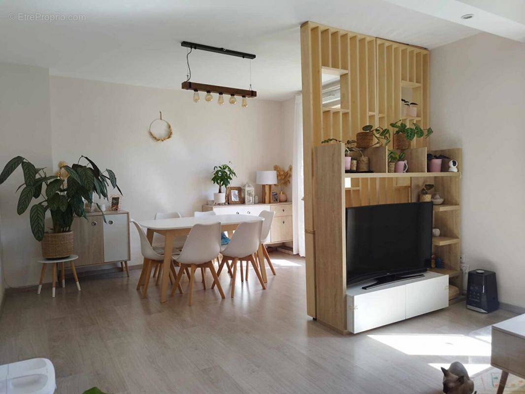 Appartement à SALON-DE-PROVENCE