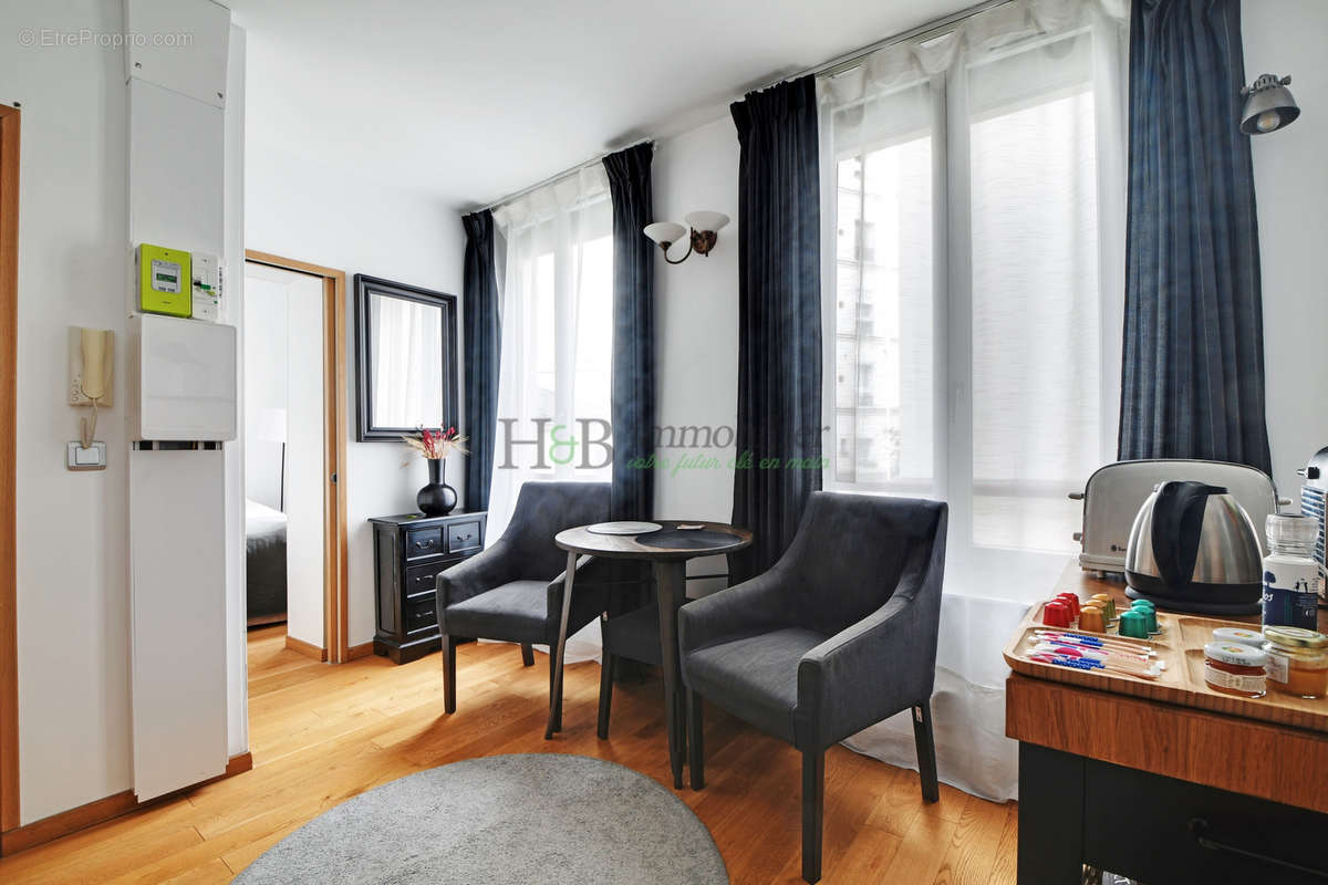 Appartement à PARIS-12E