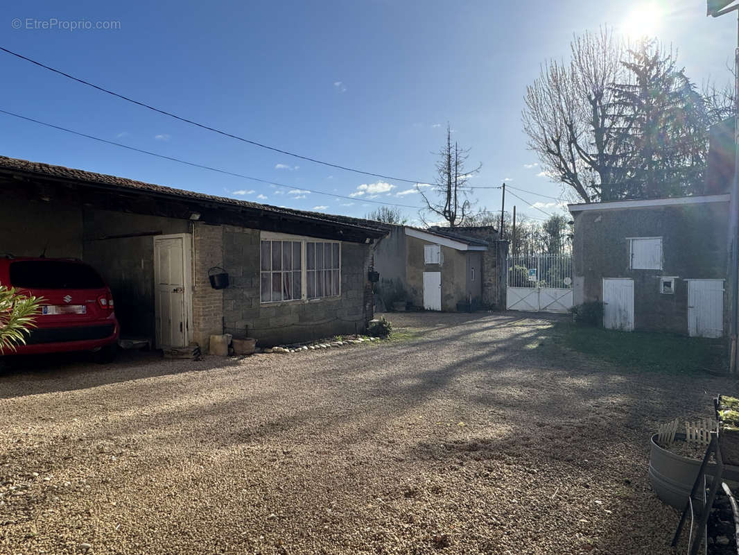 Maison à MARCY-L&#039;ETOILE