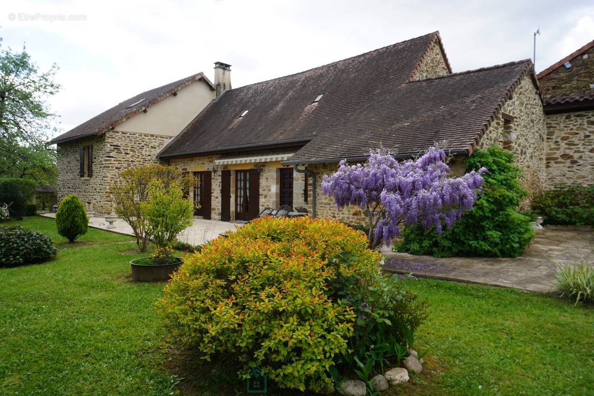 Maison à SAINT-JORY-DE-CHALAIS