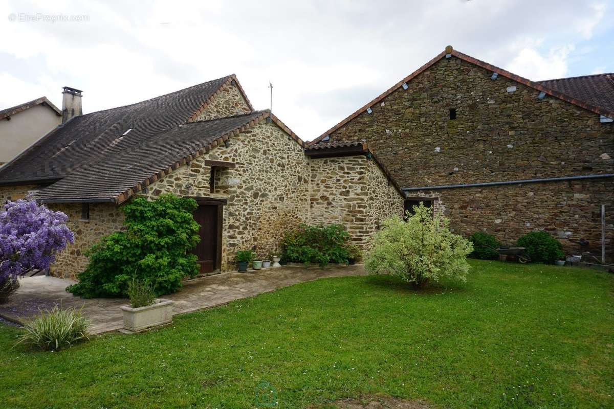 Maison à SAINT-JORY-DE-CHALAIS