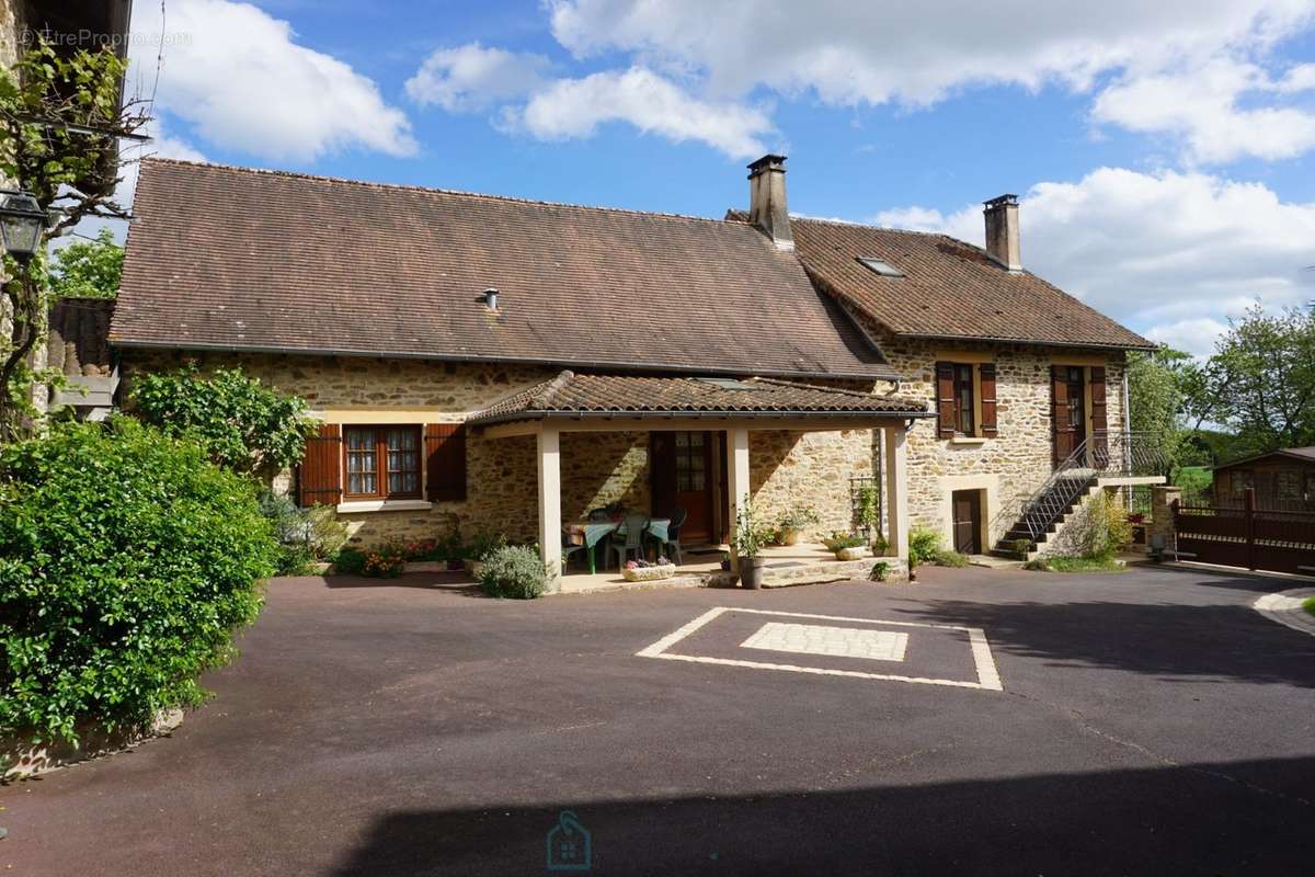 Maison à SAINT-JORY-DE-CHALAIS