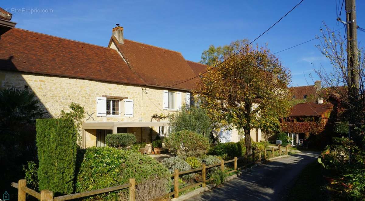 Maison à SAINT-SULPICE-D&#039;EXCIDEUIL