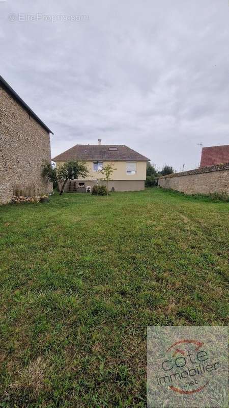 Maison à BOUTERVILLIERS