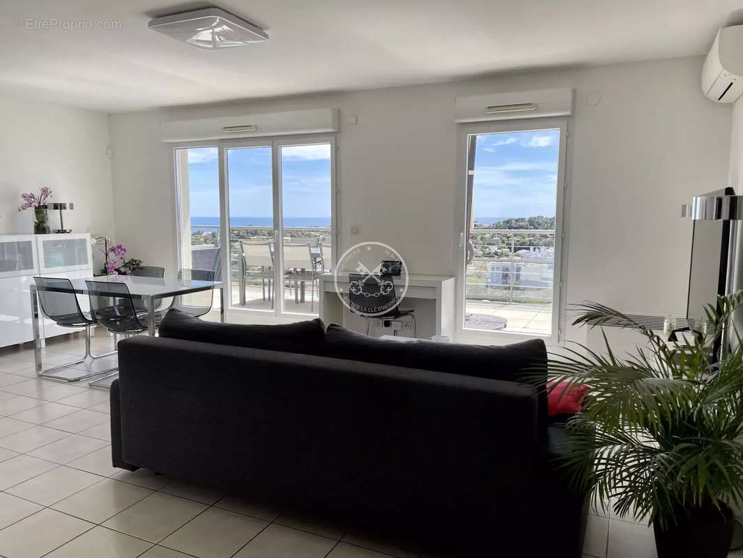 Appartement à SAINT-RAPHAEL