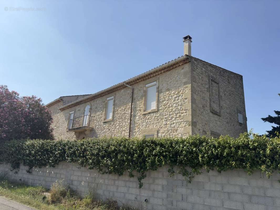 Maison à LA CALMETTE