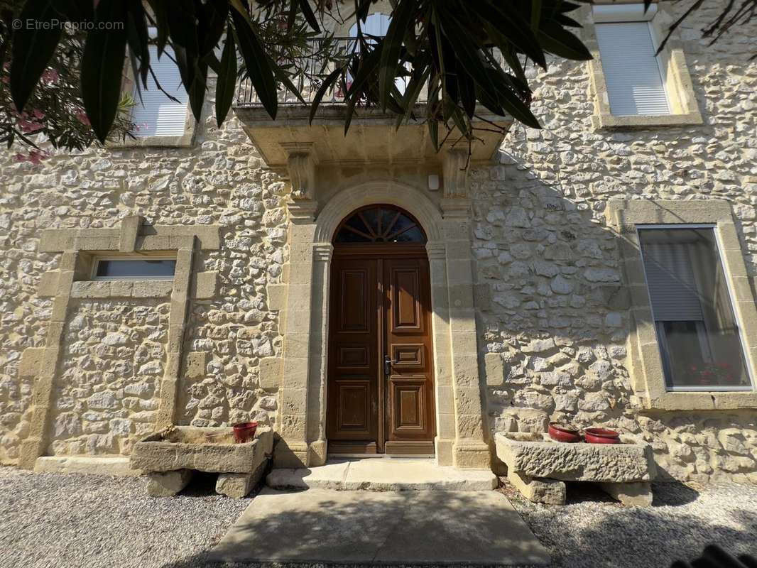 Maison à LA CALMETTE