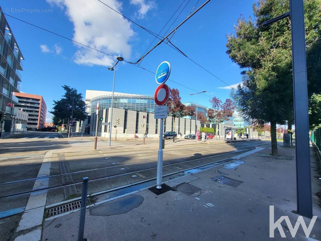 Parking à SAINT-ETIENNE