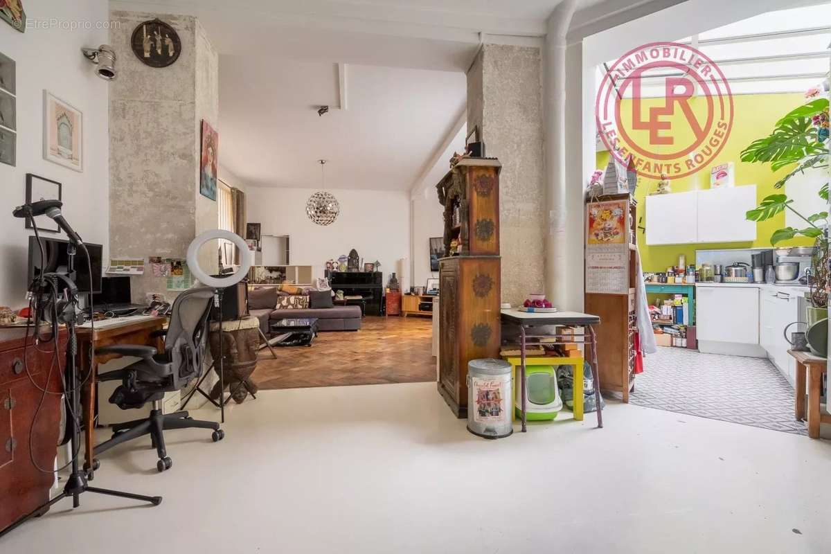 Appartement à PARIS-11E