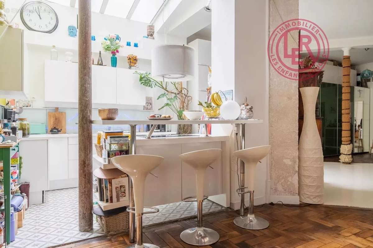 Appartement à PARIS-11E