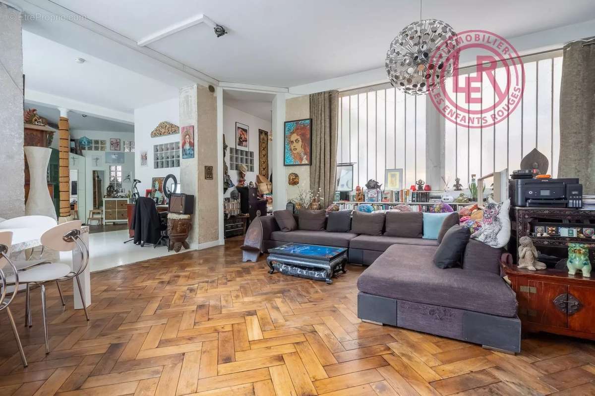 Appartement à PARIS-11E