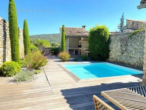 Maison à UZES