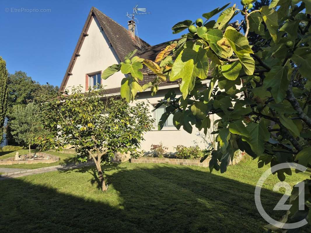 Maison à CHAUMONT-EN-VEXIN