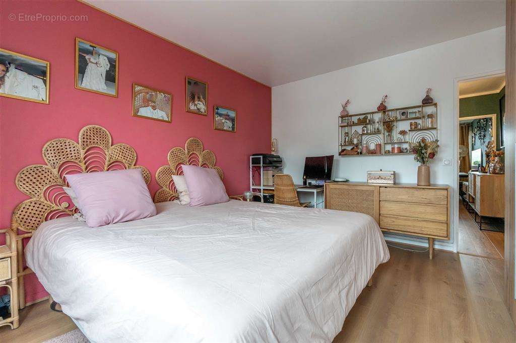 Appartement à LE PERREUX-SUR-MARNE