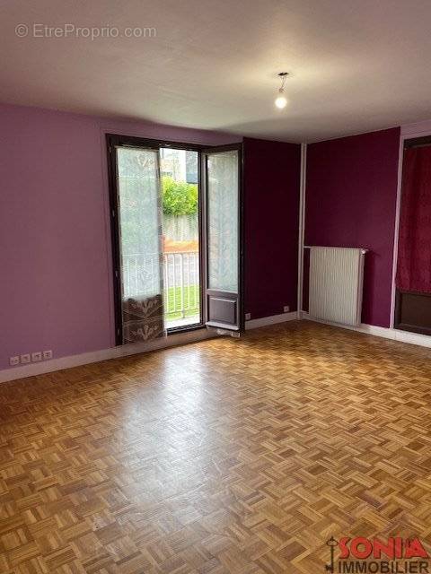 Appartement à FONTENAY-SOUS-BOIS