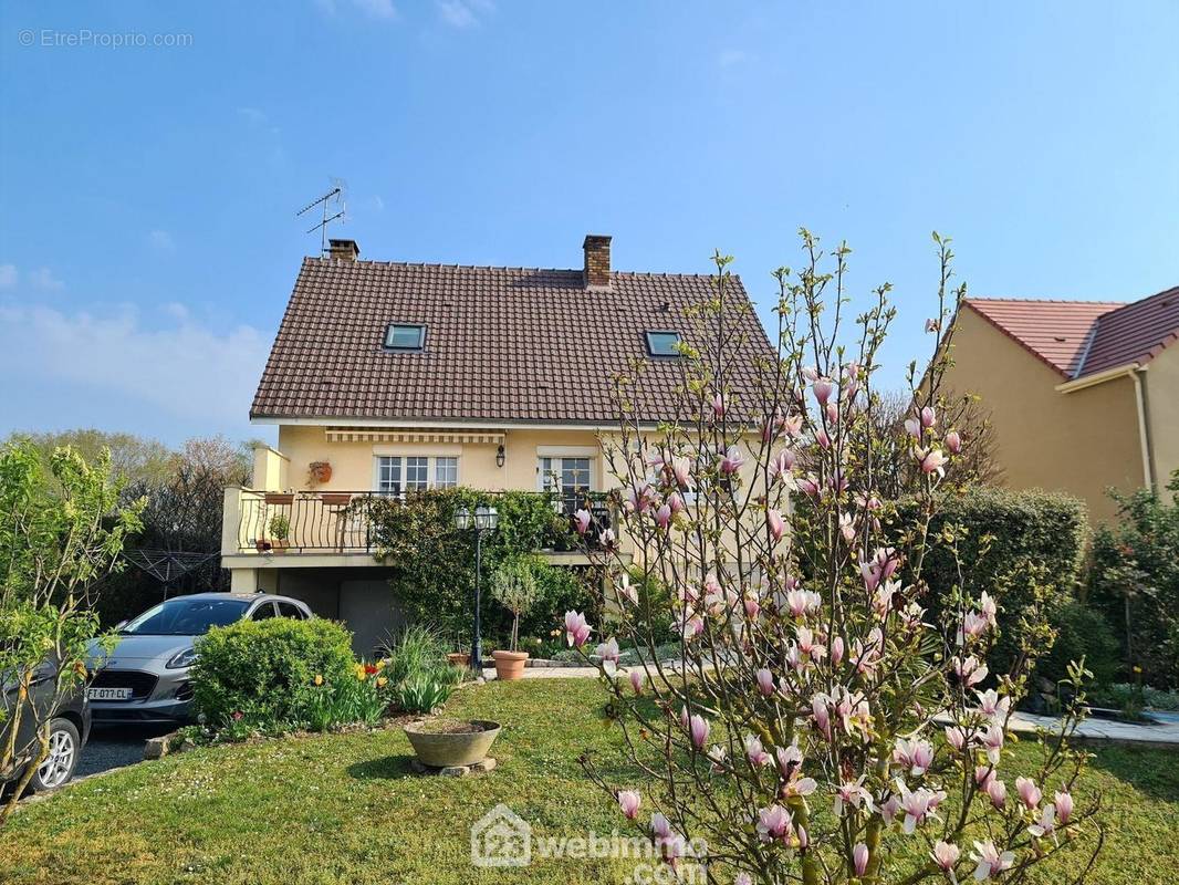 Venez découvrir cette belle maison entretenue de 115 m². - Maison à MOIGNY-SUR-ECOLE