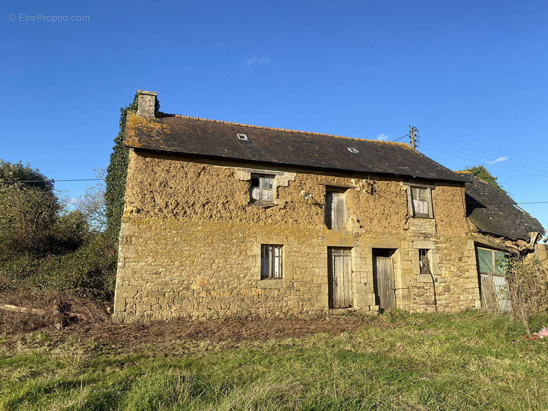 Maison à YVIGNAC-LA-TOUR