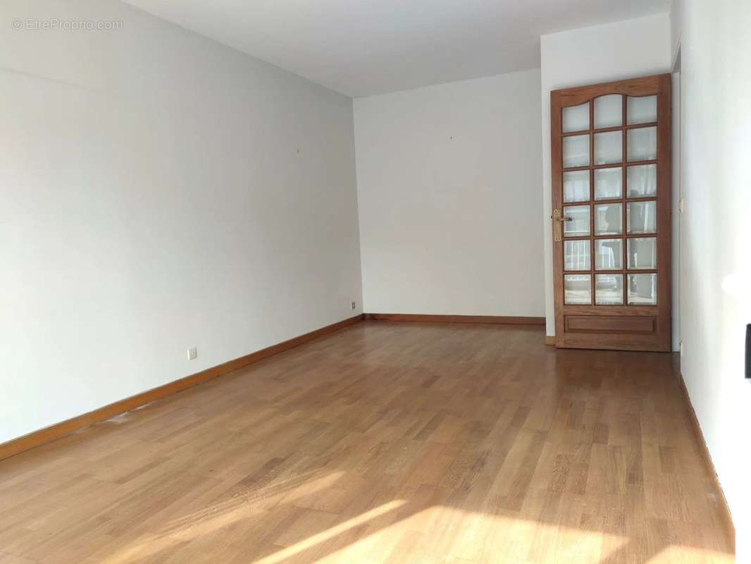 Appartement à COLOMBES