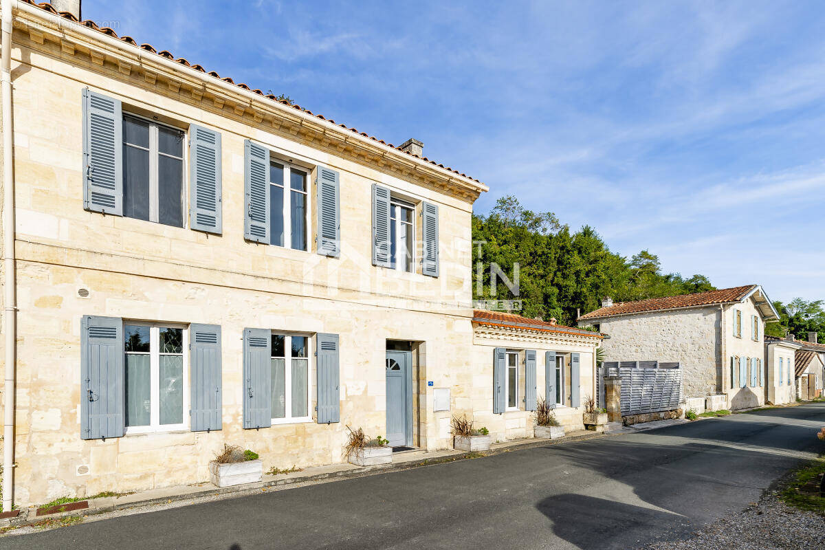 Maison à BOURG