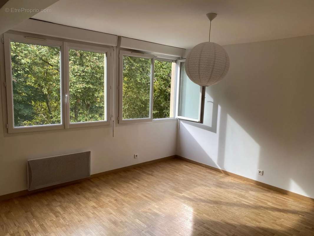 Appartement à LE PERREUX-SUR-MARNE